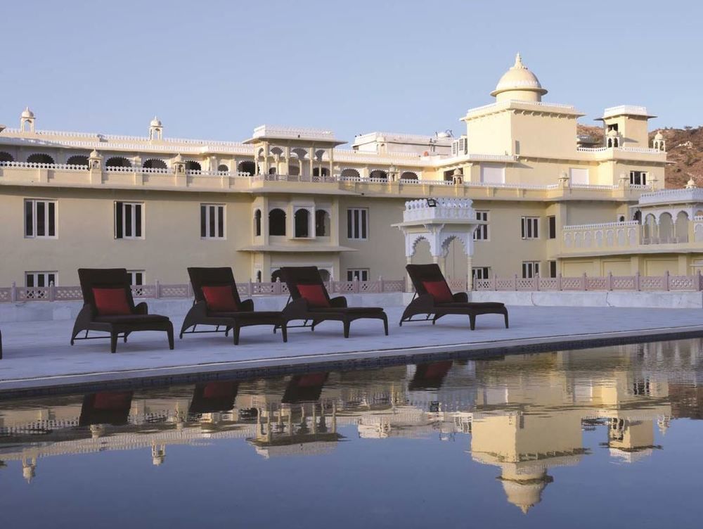 The Castle Mewar Hotel Rāma Exterior photo