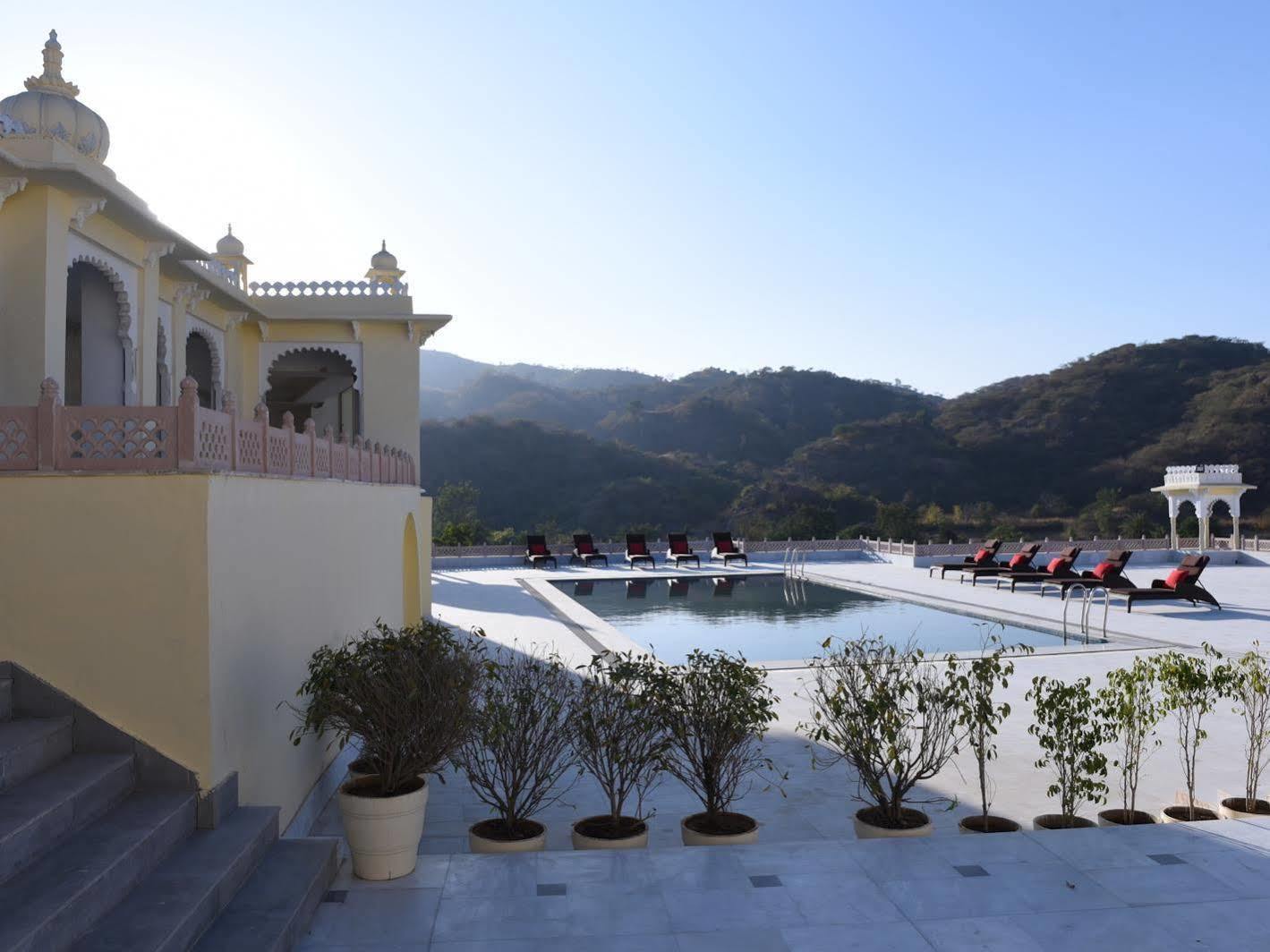 The Castle Mewar Hotel Rāma Exterior photo