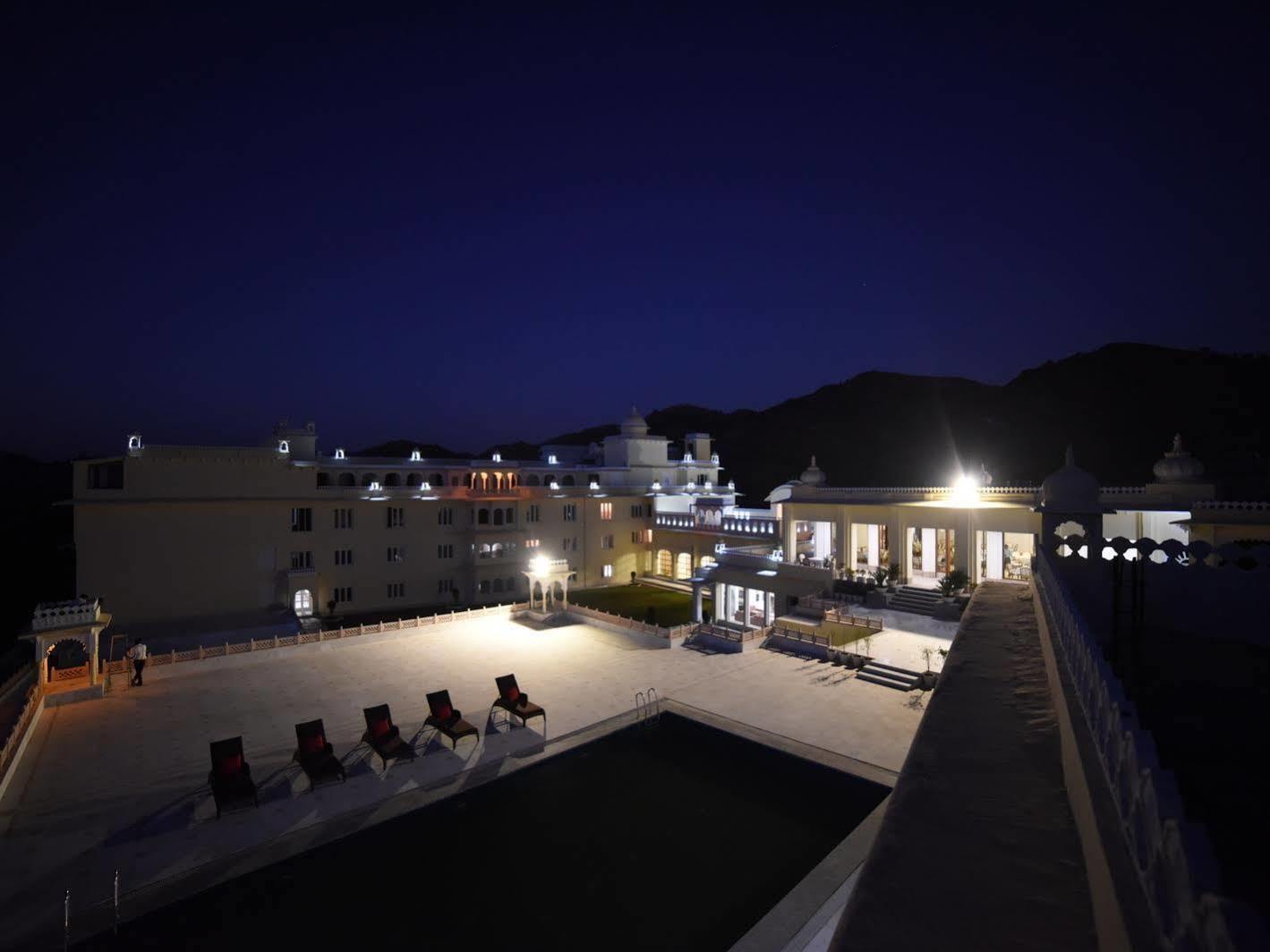 The Castle Mewar Hotel Rāma Exterior photo